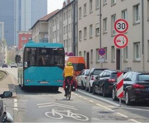 Mehr Sicherheit durch neue Verkehrsregeln in der Schlossstraße