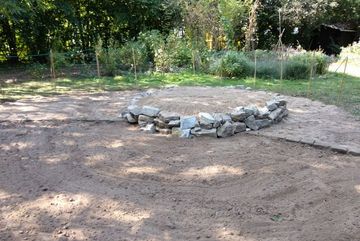Vorbereitungen für die Wildblumenwiese und das Sandbeet (September 2020)